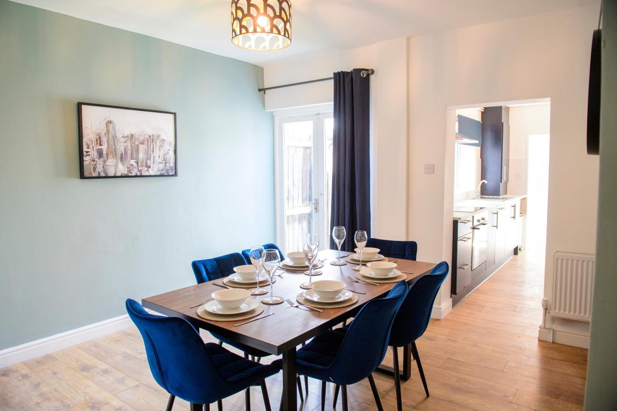 Stunning House - Sleeps 7 - 5 Mins Walk To Lincoln High Street - Parking - Wifiヴィラ エクステリア 写真
