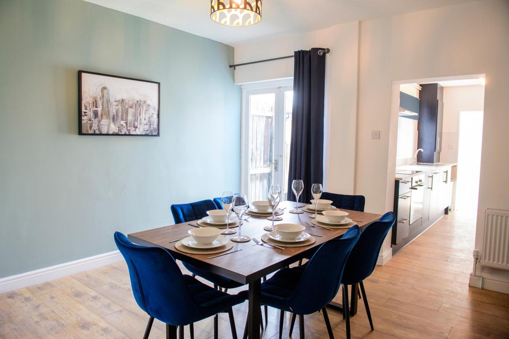 Stunning House - Sleeps 7 - 5 Mins Walk To Lincoln High Street - Parking - Wifiヴィラ エクステリア 写真