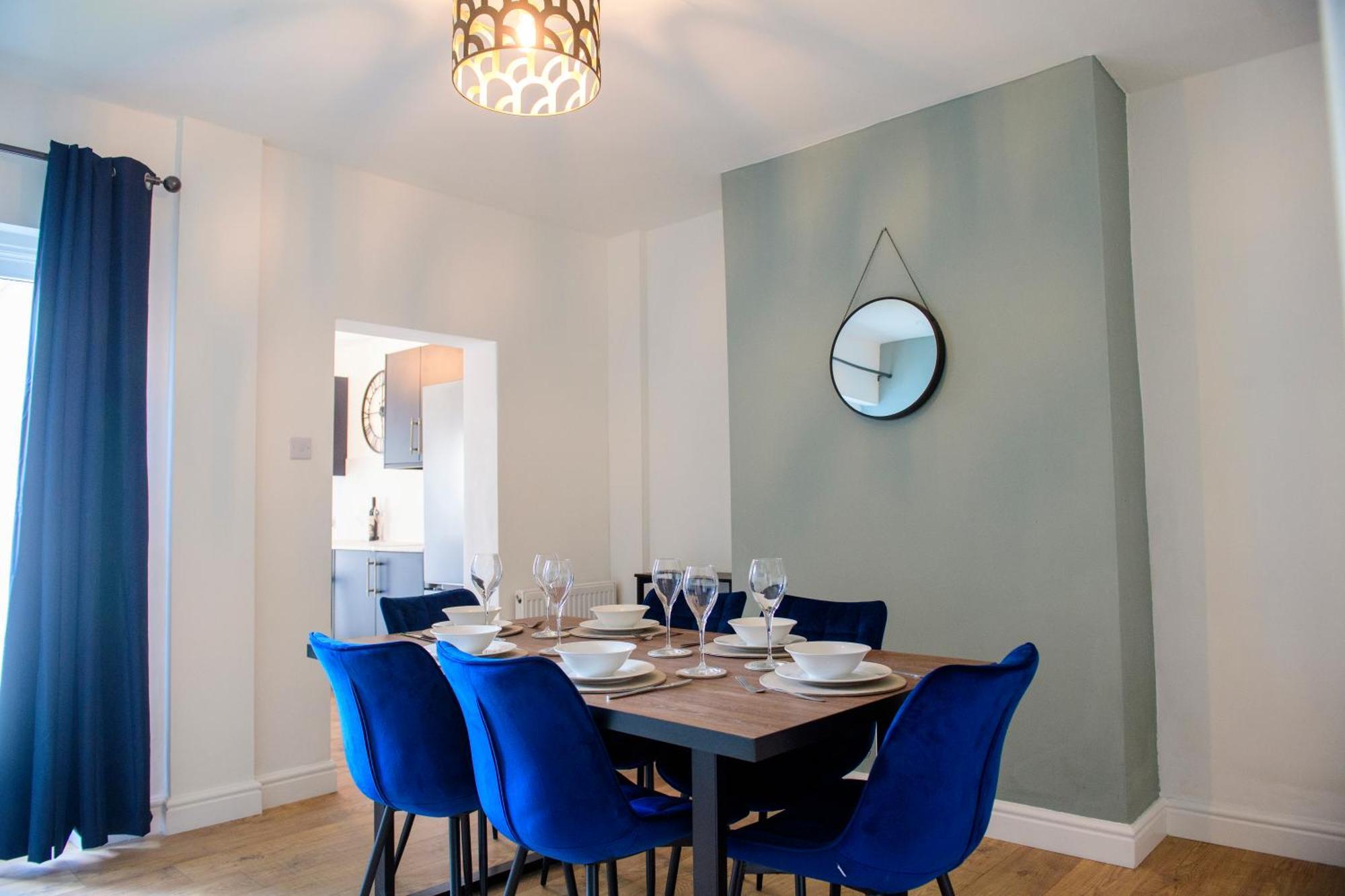 Stunning House - Sleeps 7 - 5 Mins Walk To Lincoln High Street - Parking - Wifiヴィラ エクステリア 写真